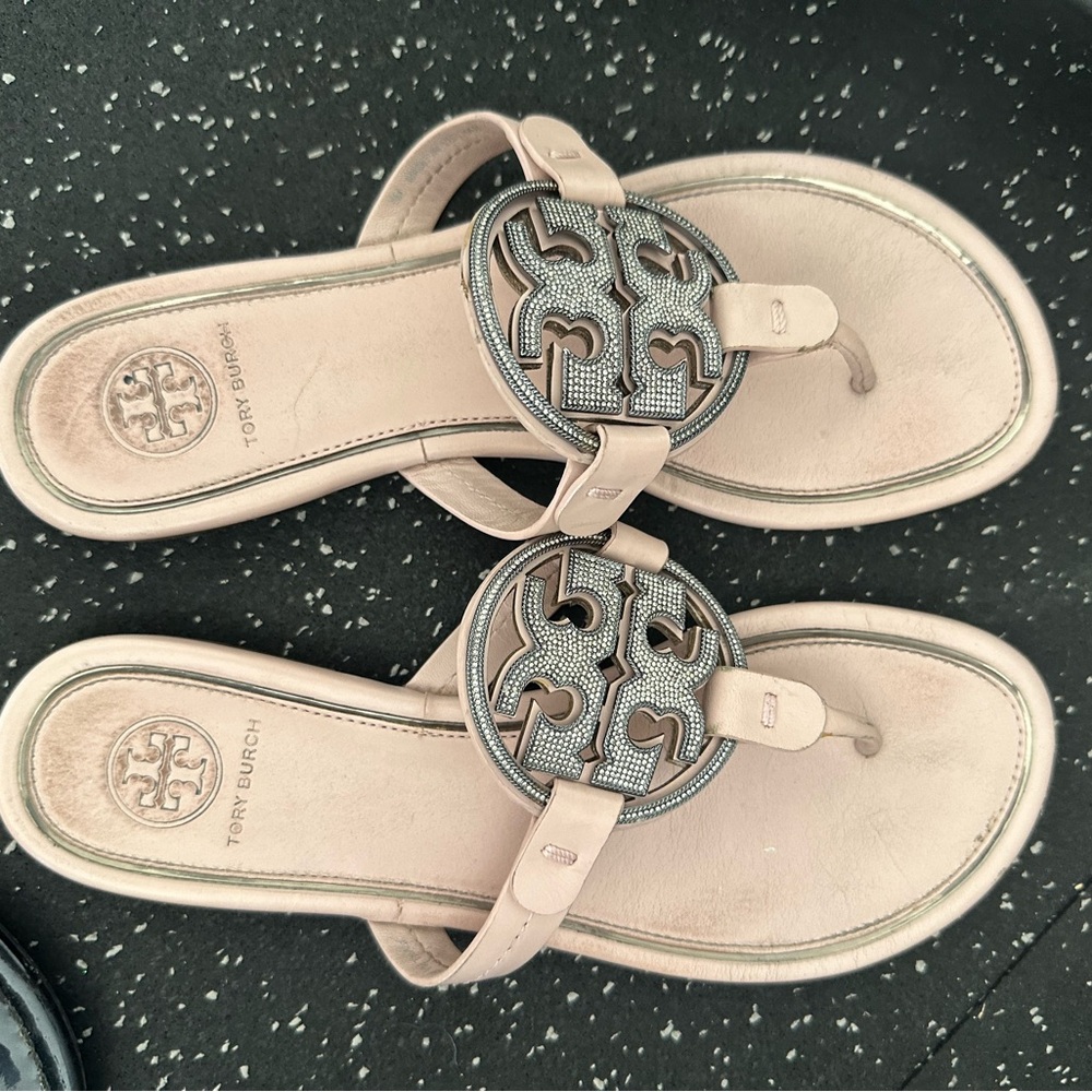 Tory Burch miller size 6 light pink rhinestone